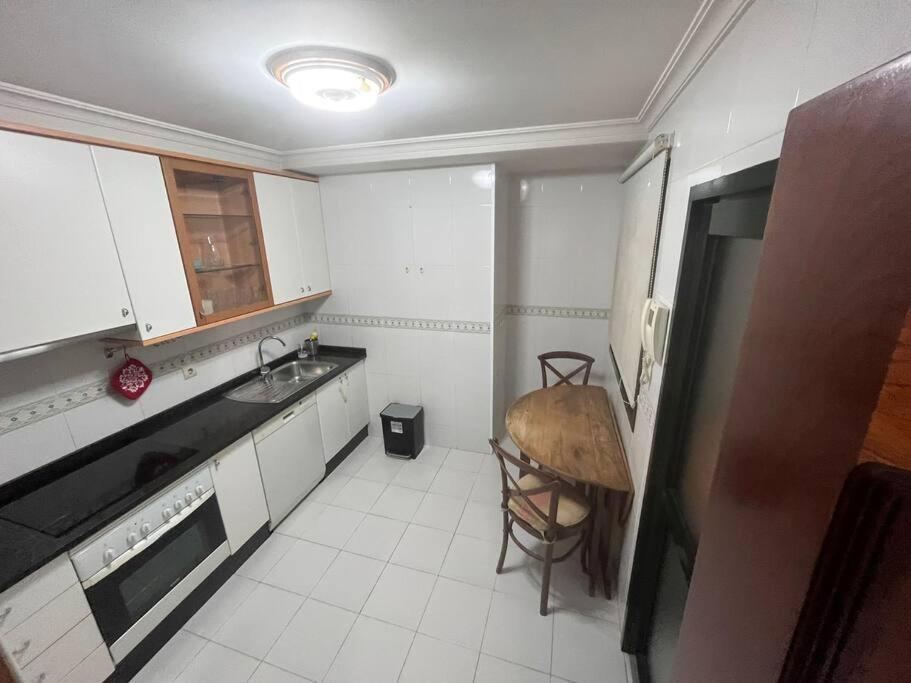 Apartamento Piso En Bouzas Con Vistas A La Ria Vigo Exterior foto